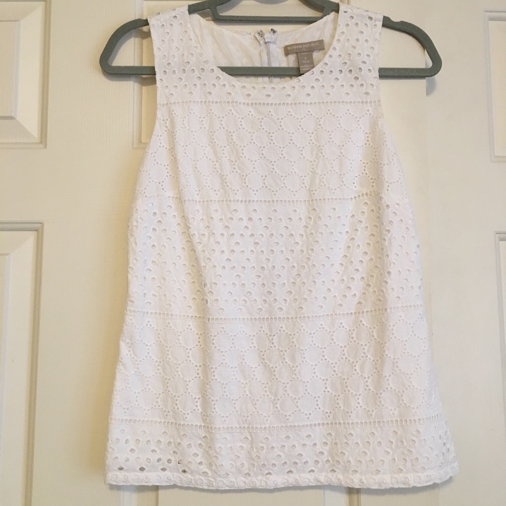 Banana republic white eyelet tank top